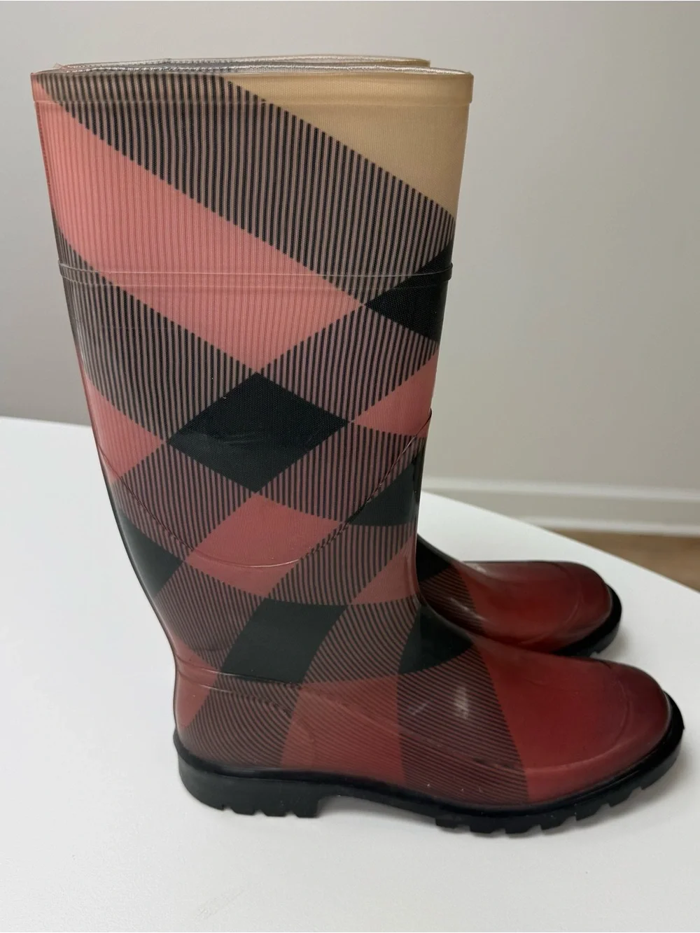 Burberry Wellington Rain boots Size 40